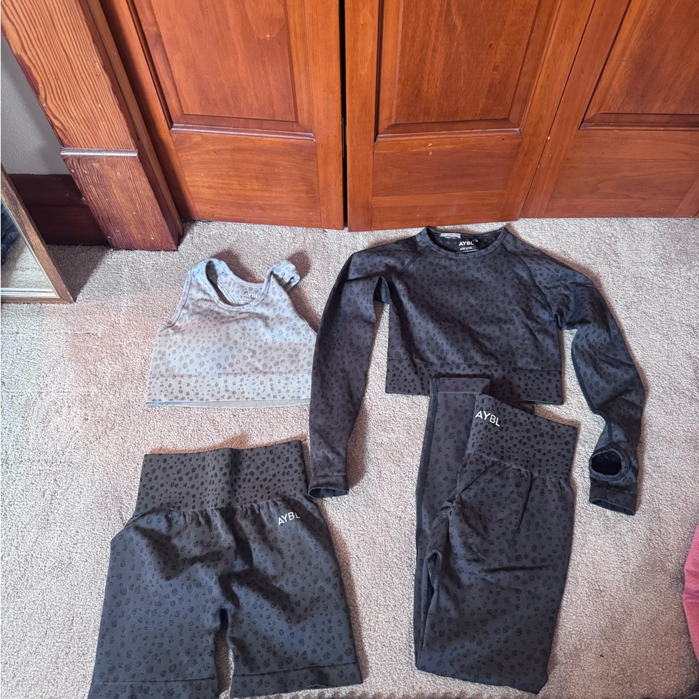 Black and Gray speckle ABYL Activewear Set